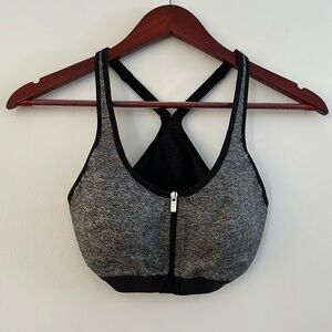 Victoria’s Secret Women’s Grey & Black Sports Bra Size 32C